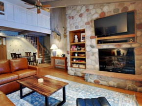 Timberline Condominiums 1 Bedroom plus Loft Deluxe Unit A3F